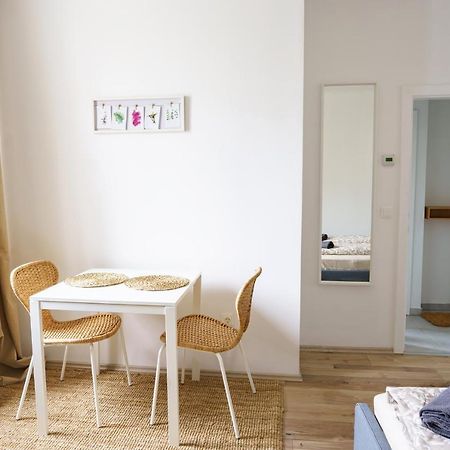 Vienna City Apartment Suedtiroler Platz Buitenkant foto