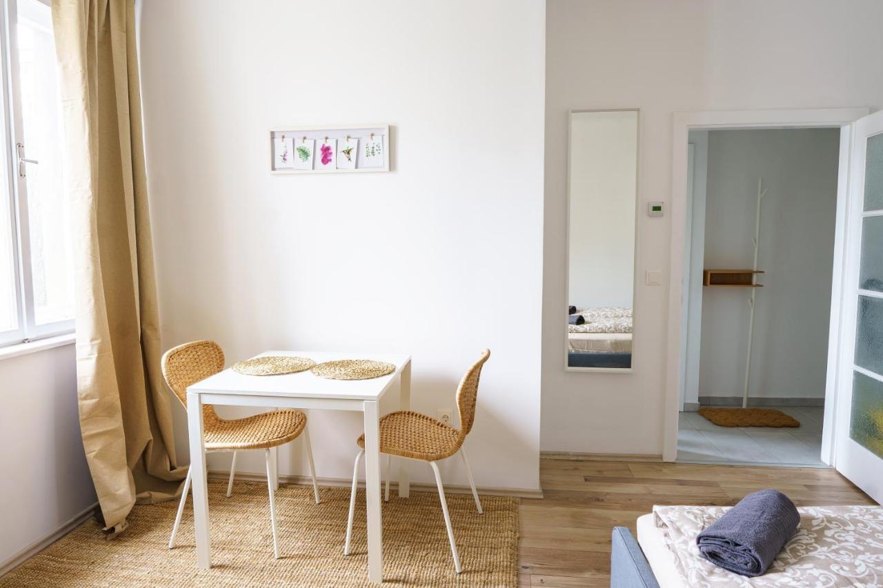 Vienna City Apartment Suedtiroler Platz Buitenkant foto